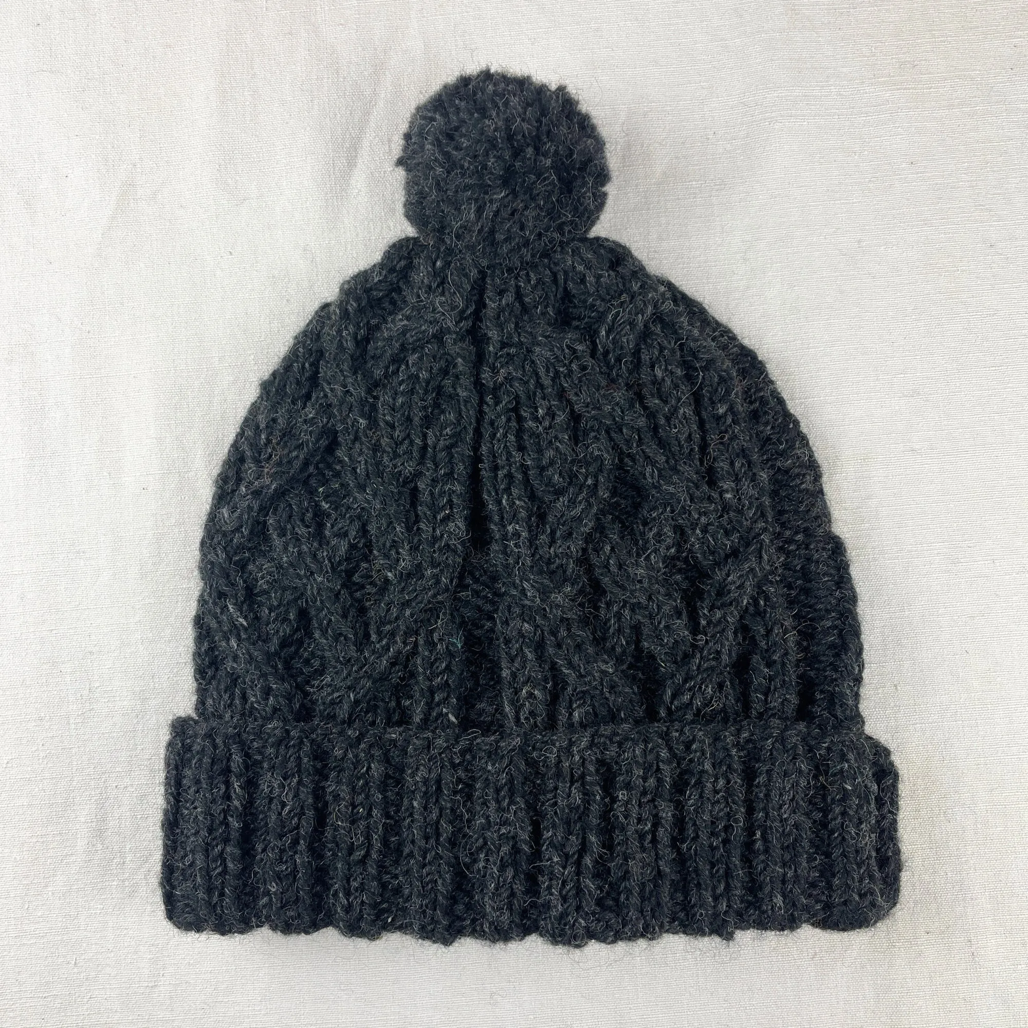 AJAY Unisex Cable Knit Wool Bobble Hat (WS)