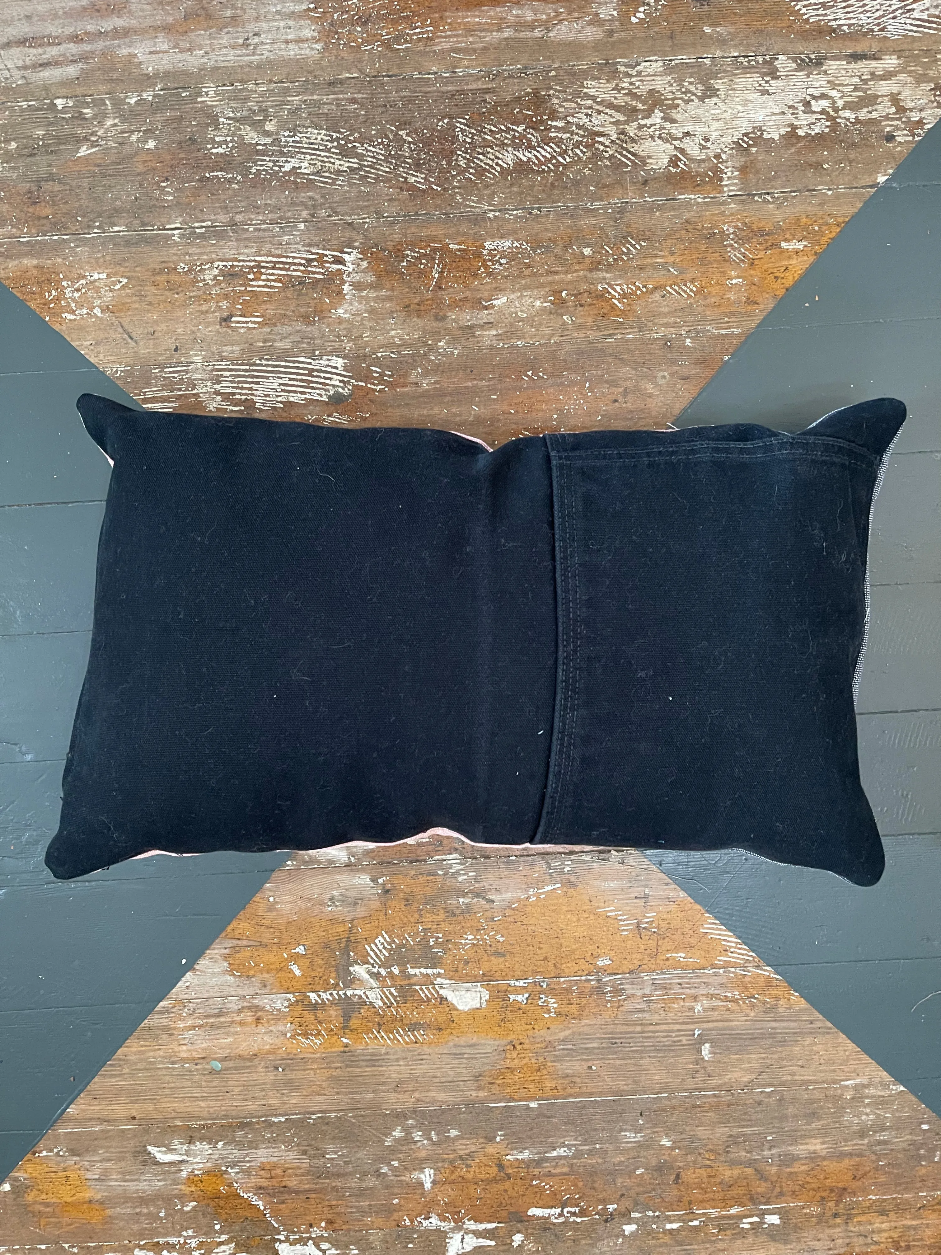 CARHARTT SCRAP PILLOW