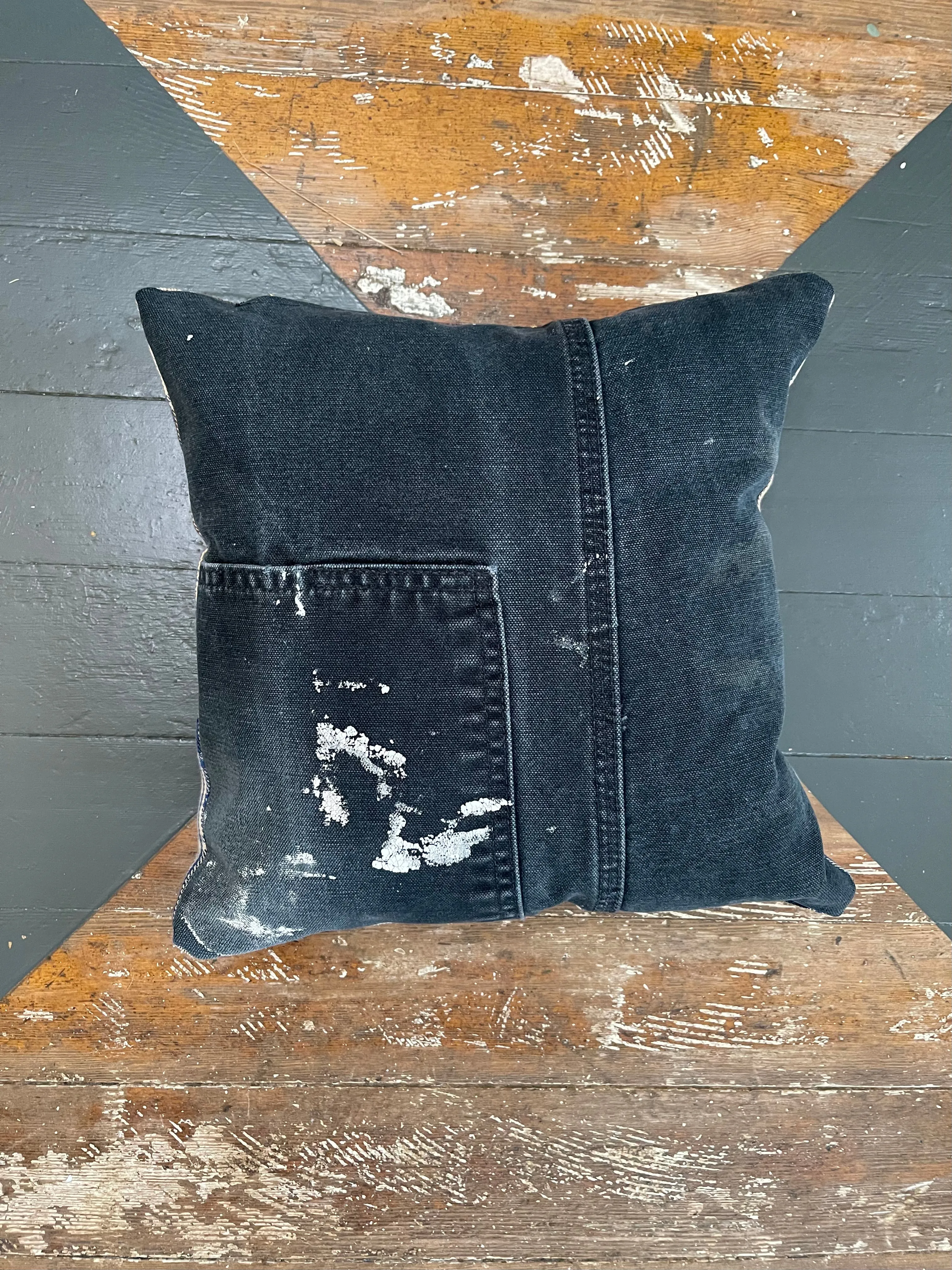 CARHARTT SCRAP PILLOW