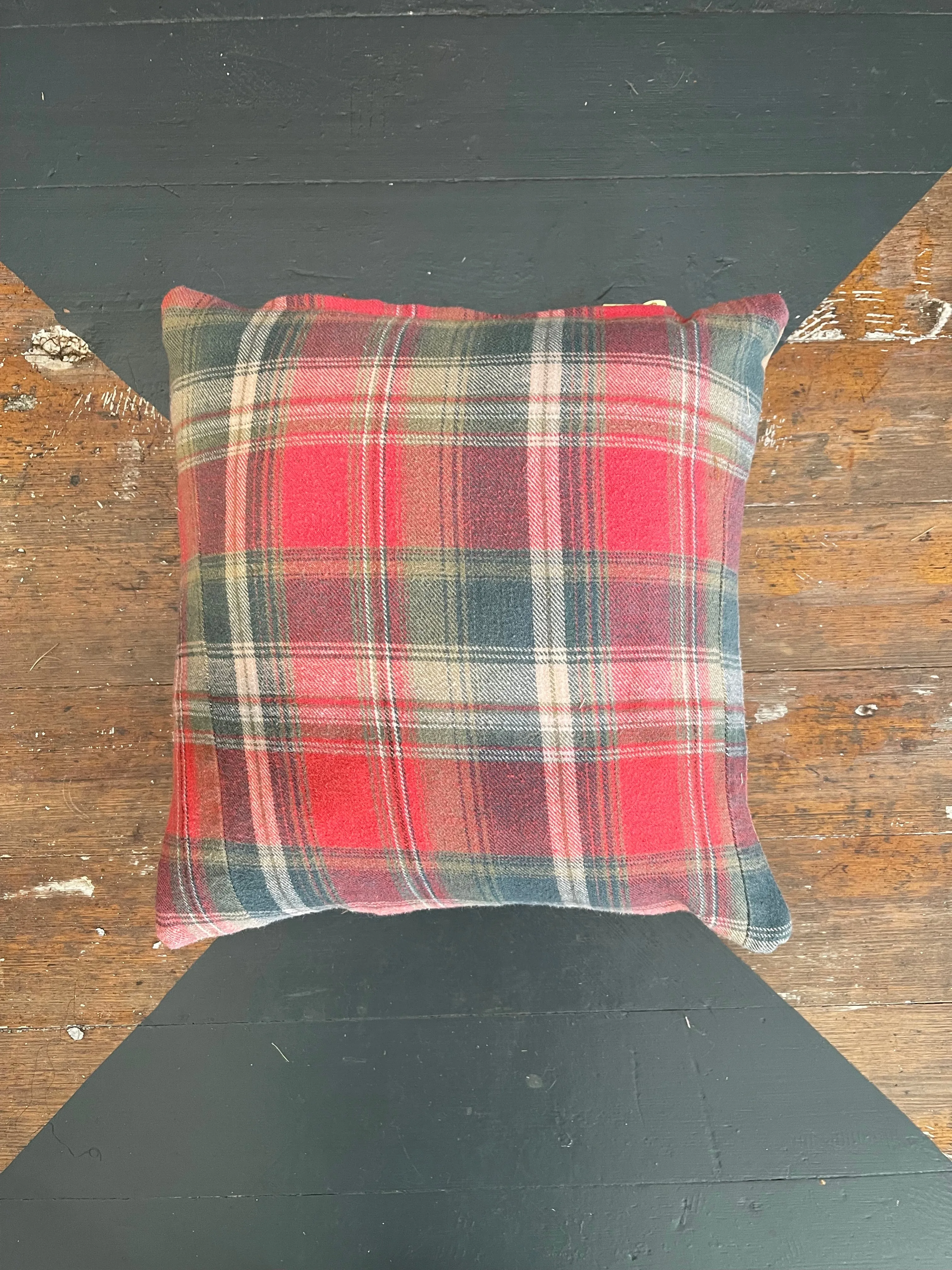 CARHARTT SCRAP PILLOW