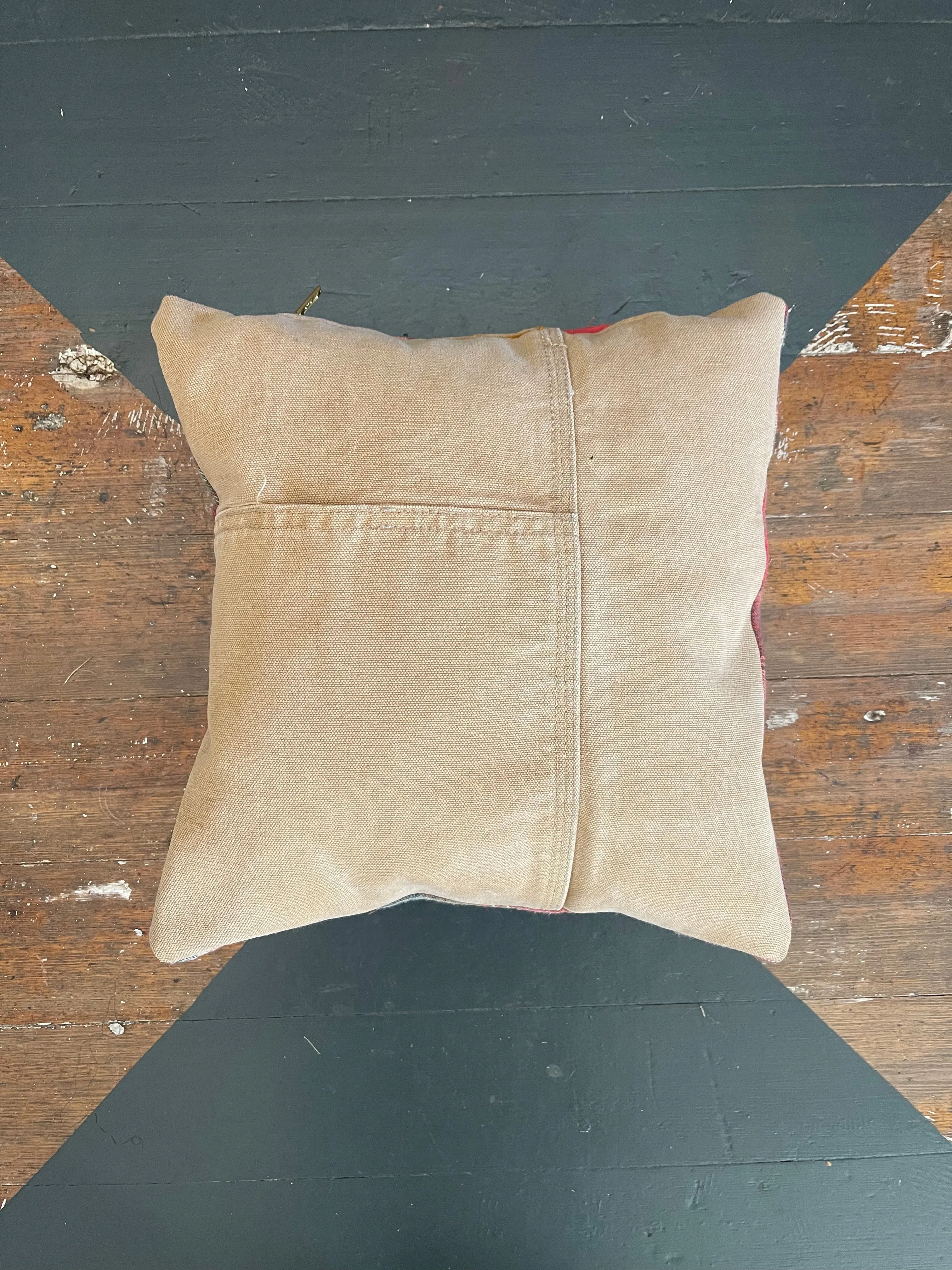 CARHARTT SCRAP PILLOW