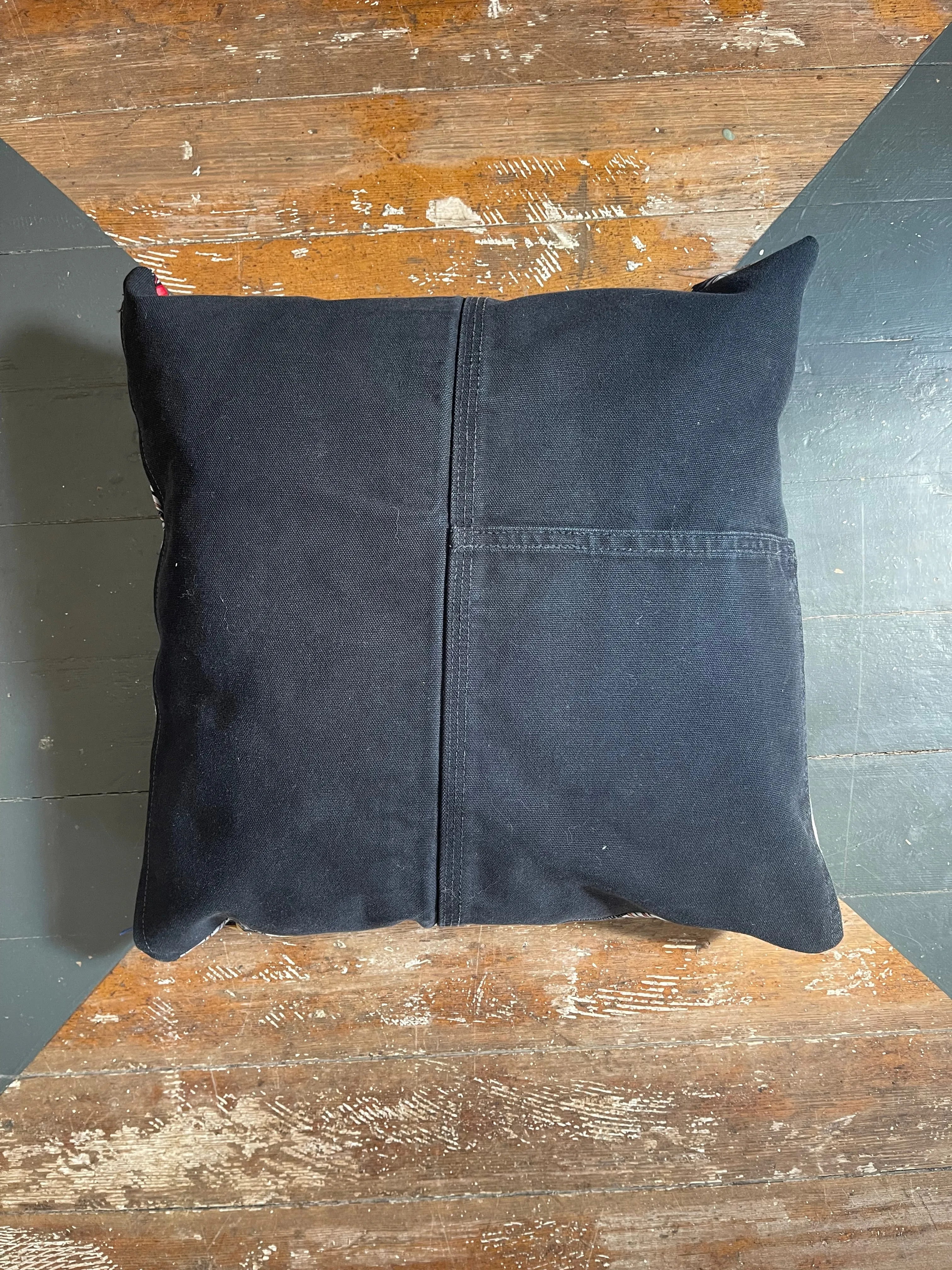 CARHARTT SCRAP PILLOW