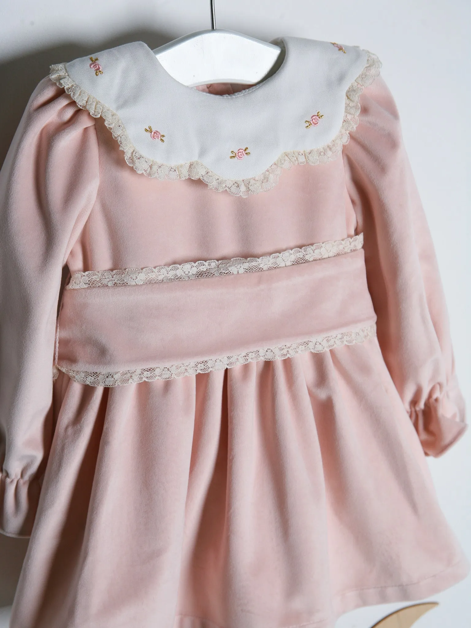 Fofettes Pale Pink Velvet Dress with Embroidered Lace Collar