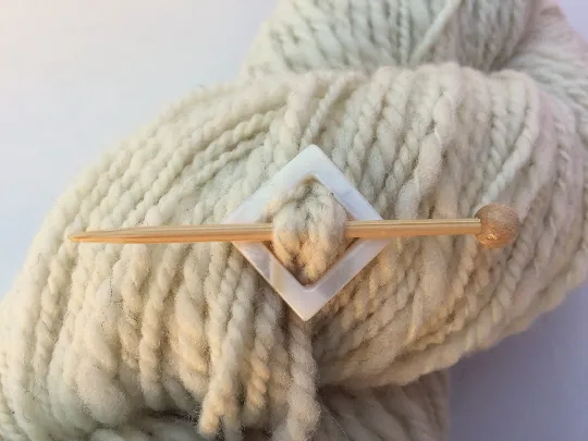 Mother of Pearl Square Shawl Pin "Go!"