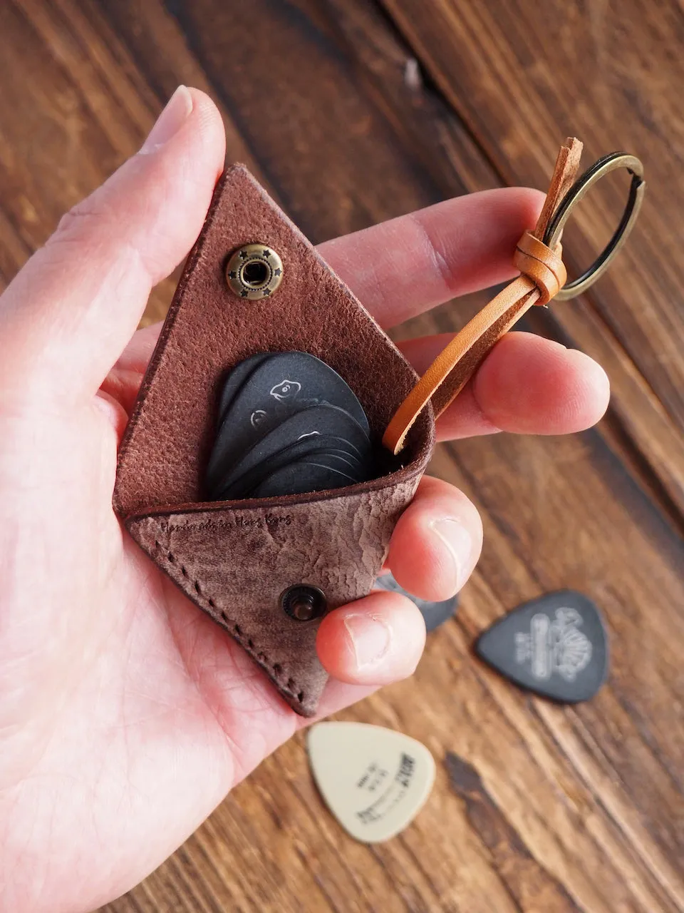 Personalized Leather Folded Guitar Pick Holder Keychain #Ghost Brown