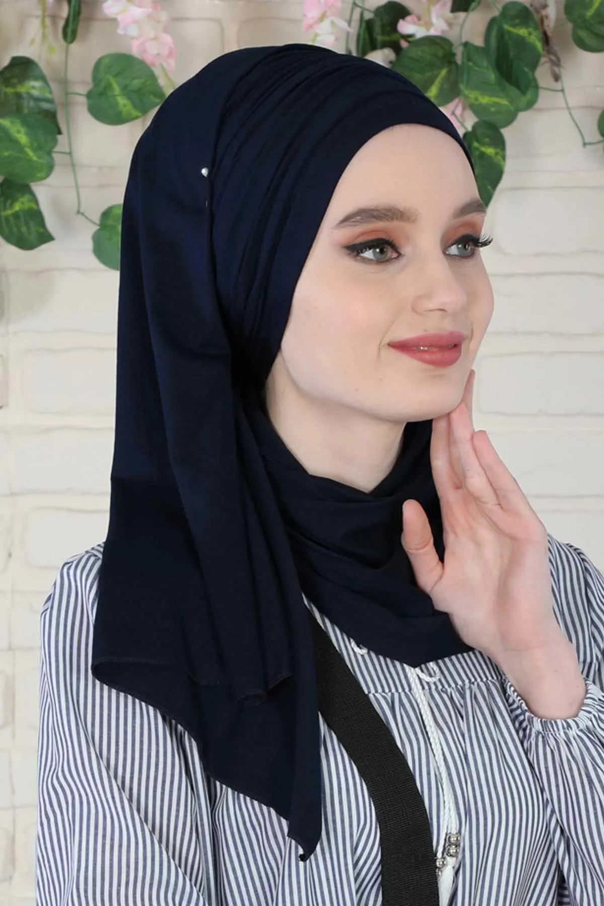 Premium Jersey Shawl Hijab for Women, Easy to Wear Cotton Headscarf, Lightweight and Breathable Instant Jersey Shawl, Mother's Day Gift,BT-1