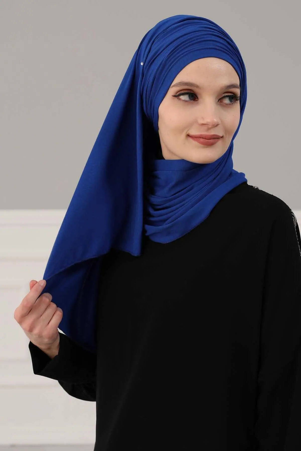 Premium Jersey Shawl Hijab for Women, Easy to Wear Cotton Headscarf, Lightweight and Breathable Instant Jersey Shawl, Mother's Day Gift,BT-1